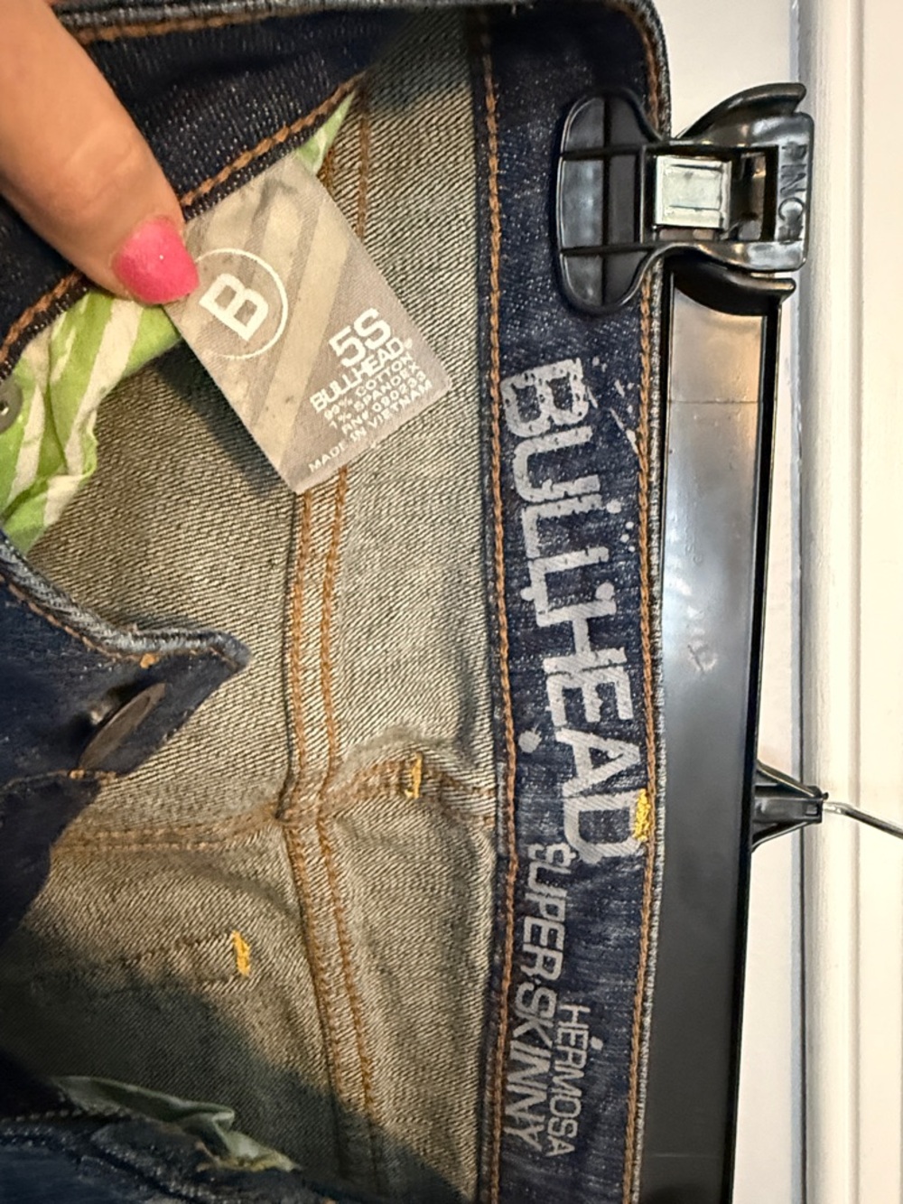 Bullhead Indigo Ripped Skinny Jeans for Women - Picture 3 of 4